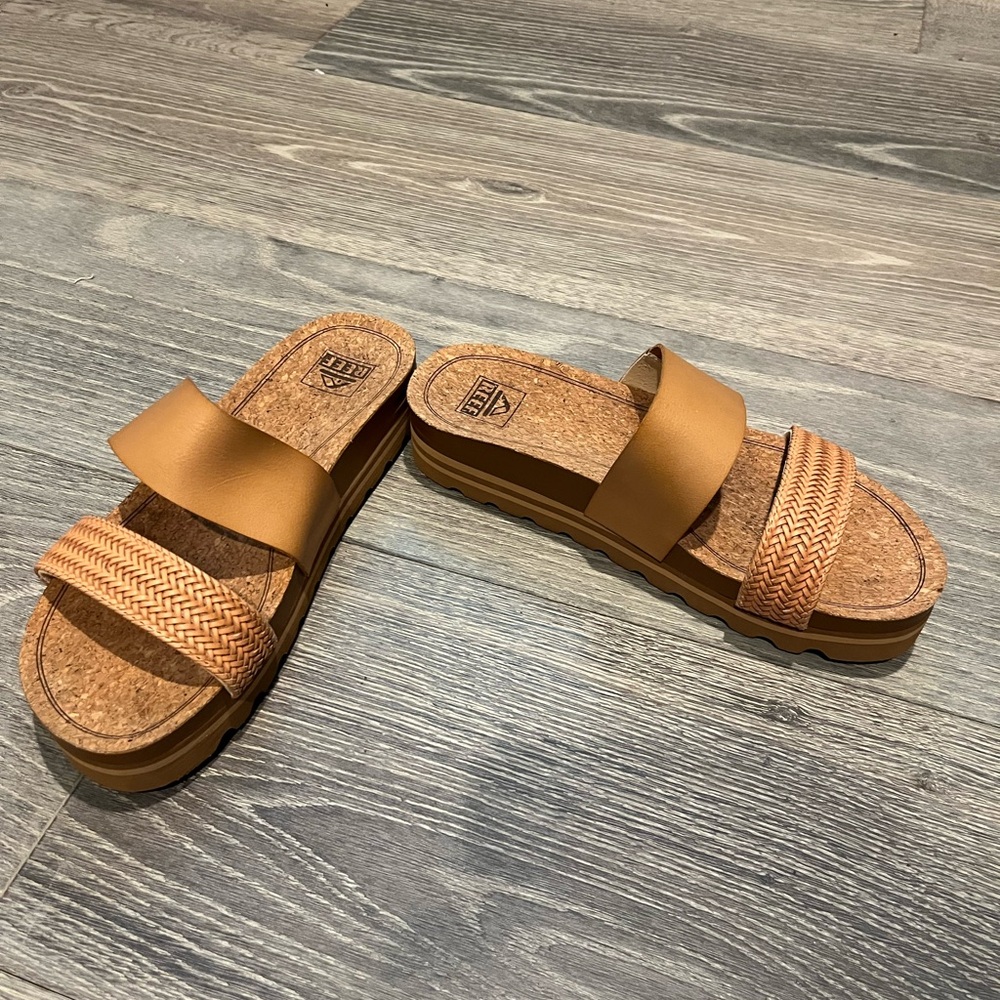 Reef Tan Leather Sandals
